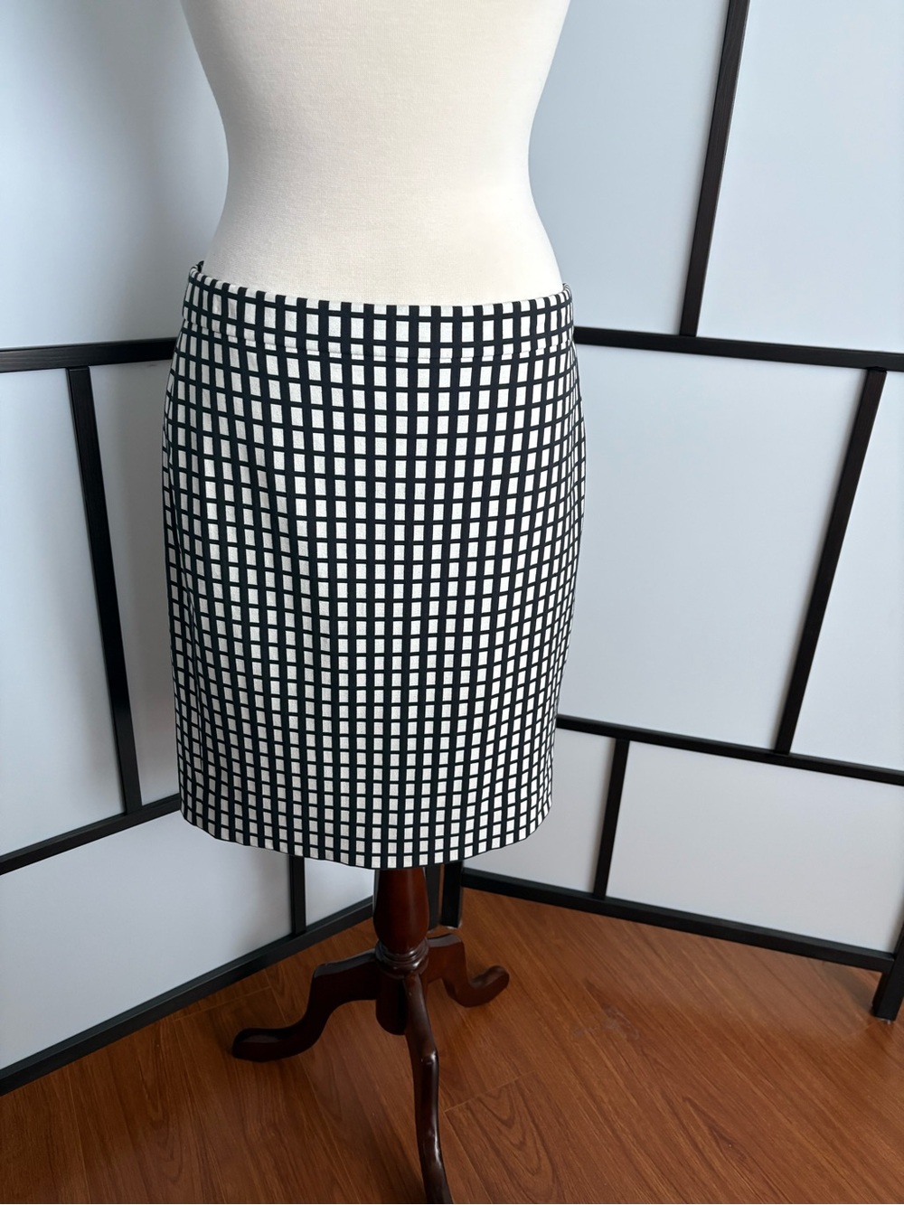 J.Crew The Pencil Skirt Size 8 Black White Grid Print Pencil Skirt - Picture 3 of 10